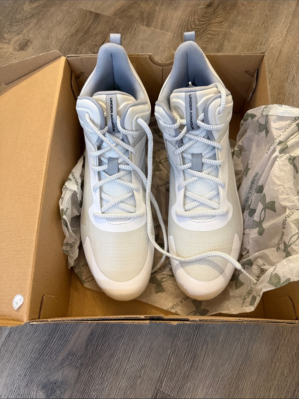 White Athletic Cleats - Modern Mesh Trainers